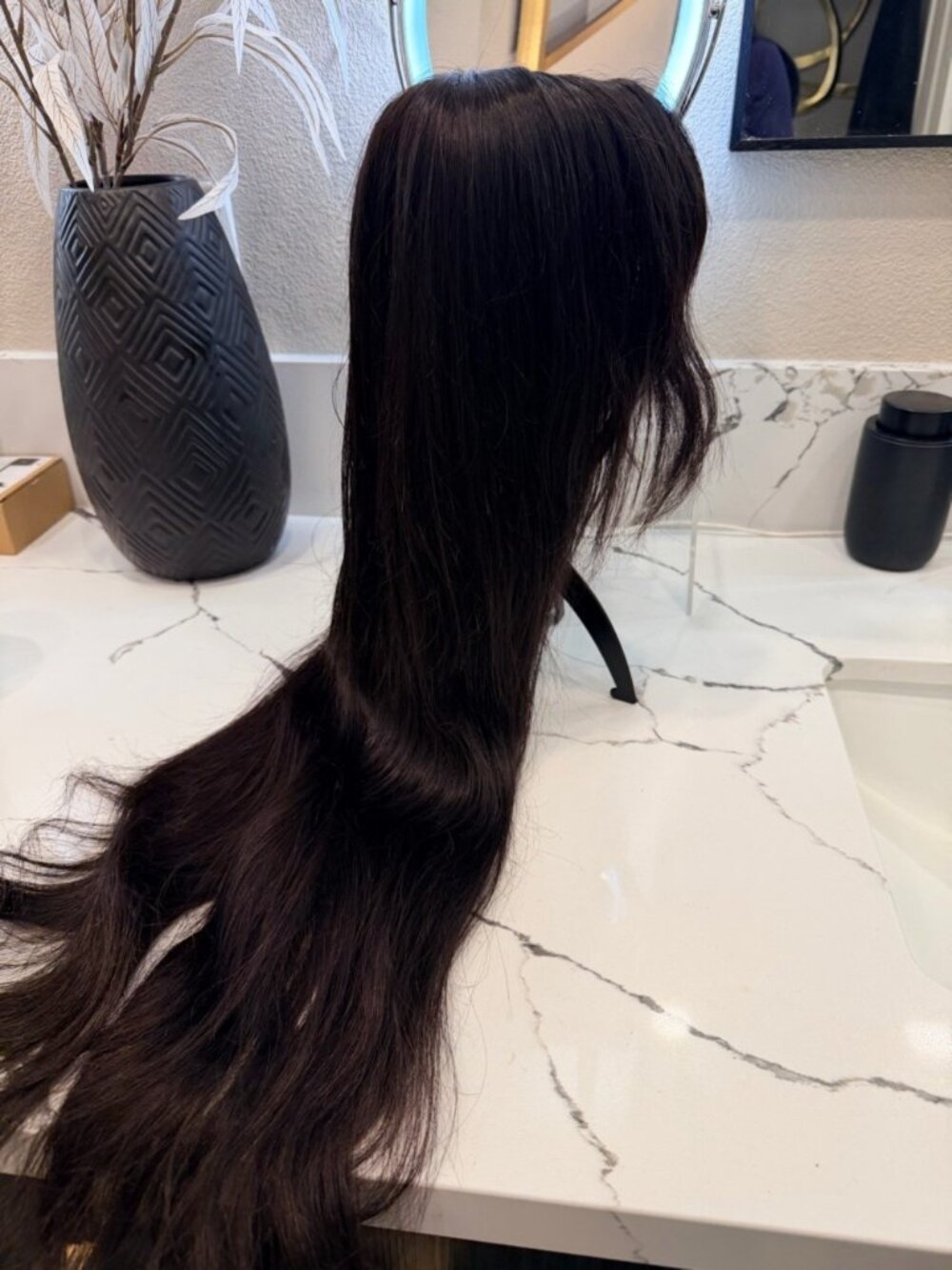 HairVivi Rylee Loose Wave Curtain Bangs Natural Black Wig